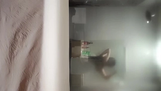 巨乳粉穴超美S型身材美女ZW非常刺激